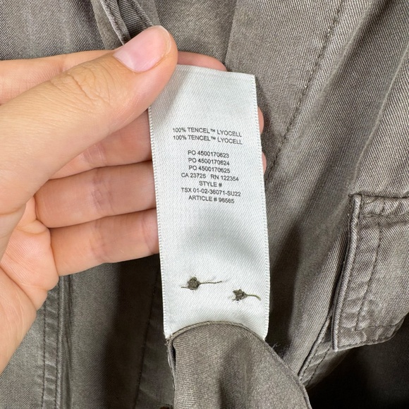 Babaton | Utility Shirt | Large | Light Olive Green | Button-down | Relaxed Fit - Picture 7 of 12